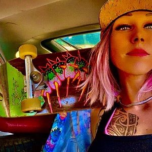 Meet your Posher, Nichi